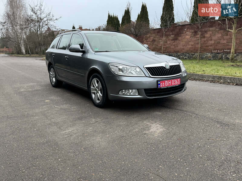 Універсал Skoda Octavia 2012 в Рівному