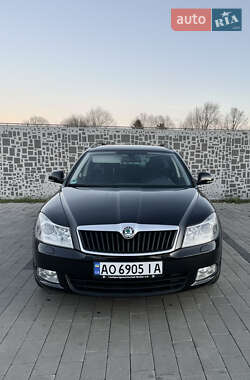 Універсал Skoda Octavia 2012 в Ужгороді