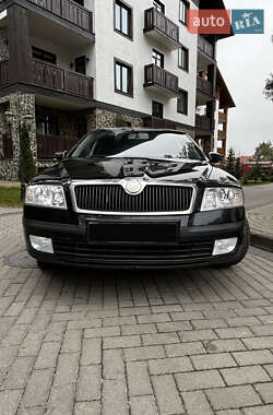 Лифтбек Skoda Octavia 2008 в 