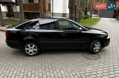 Лифтбек Skoda Octavia 2008 в 