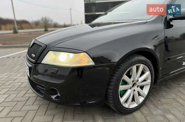 Лифтбек Skoda Octavia 2006 в Черновцах