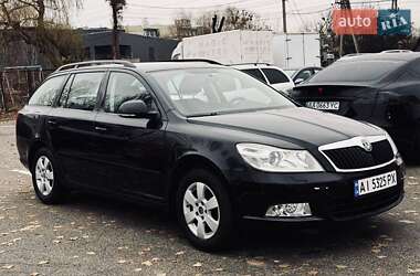 Универсал Skoda Octavia 2009 в Ирпене