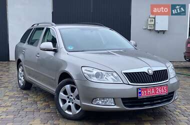 Універсал Skoda Octavia 2009 в Нововолинську