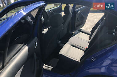 Лифтбек Skoda Octavia 2004 в 