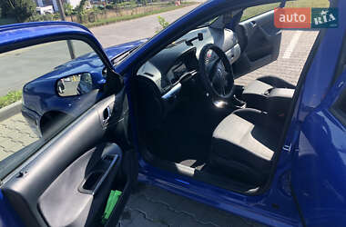 Лифтбек Skoda Octavia 2004 в 