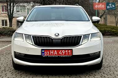 Универсал Skoda Octavia 2019 в Луцке