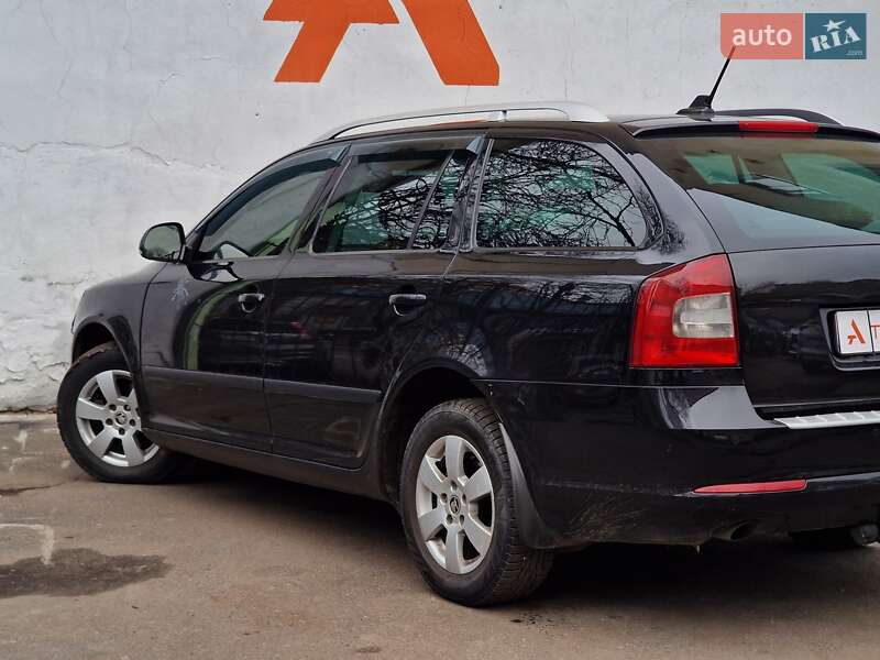 Универсал Skoda Octavia 2012 в Одессе