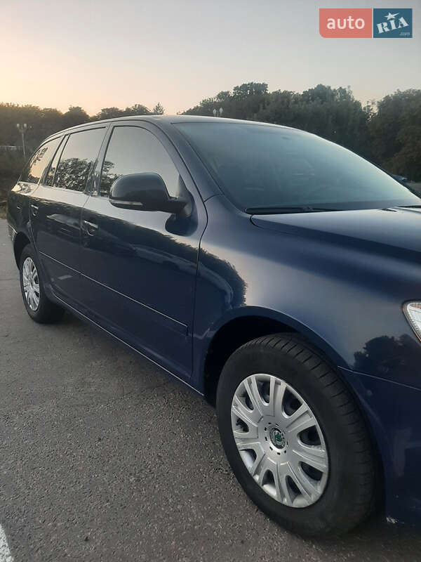 Универсал Skoda Octavia 2012 в Киеве фото 7 Универсал Skoda Octavia 2012 в Киеве