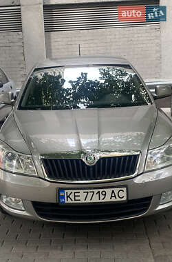 Ліфтбек Skoda Octavia 2011 в Дніпрі