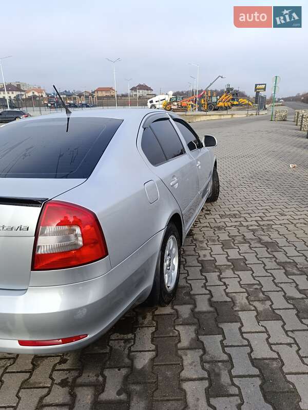 Лифтбек Skoda Octavia 2012 в Черновцах