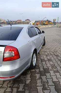 Лифтбек Skoda Octavia 2012 в 