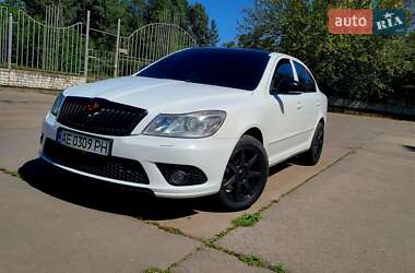 Ліфтбек Skoda Octavia 2010 в Дніпрі