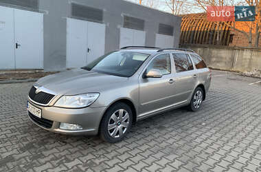 Універсал Skoda Octavia 2009 в Хмельницькому