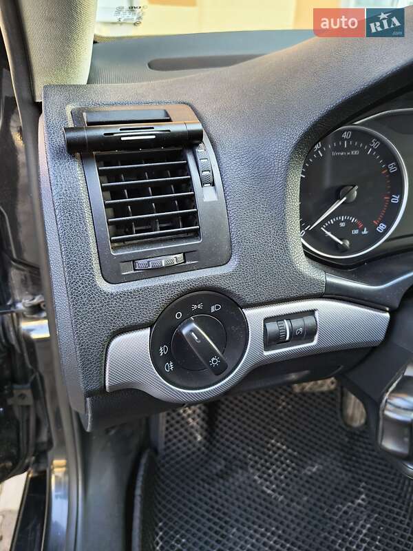 Універсал Skoda Octavia 2010 в Тернополі фото 6 Універсал Skoda Octavia 2010 в Тернополі