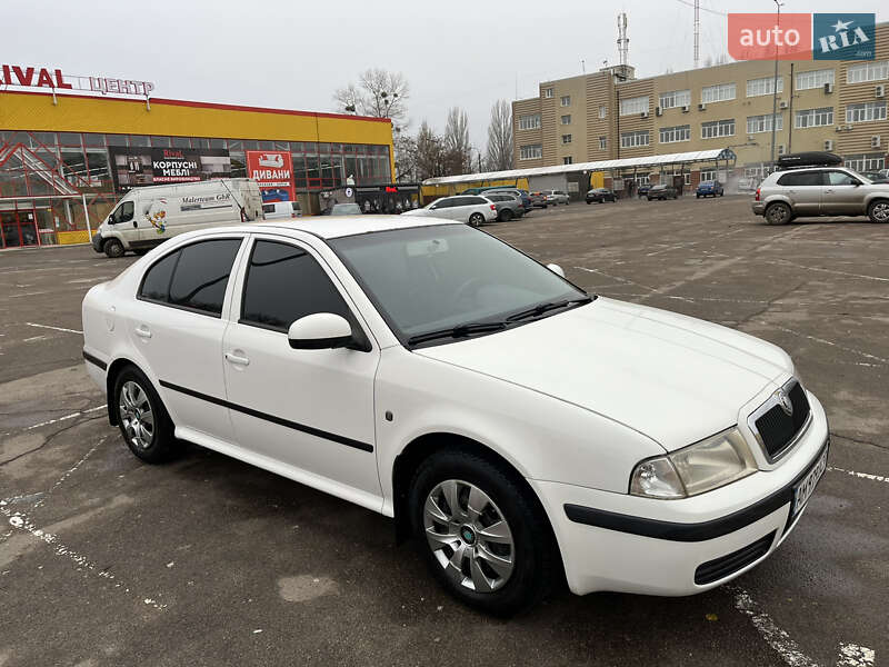 Лифтбек Skoda Octavia 2009 в Житомире