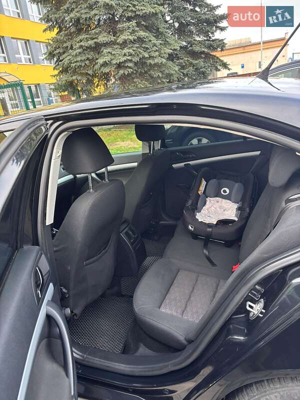 Ліфтбек Skoda Octavia 2011 в Ужгороді