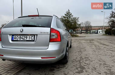 Універсал Skoda Octavia 2011 в 
