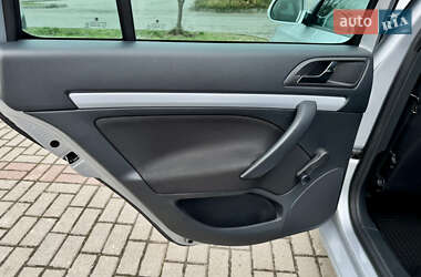 Універсал Skoda Octavia 2011 в 