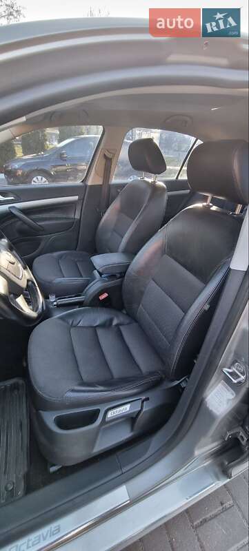 Ліфтбек Skoda Octavia 2010 в Києві