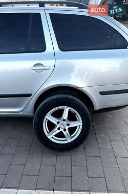 Универсал Skoda Octavia 2005 в 
