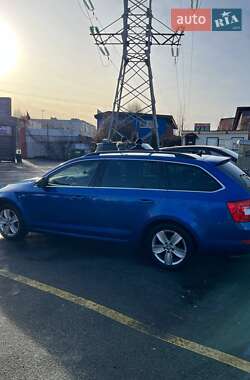 Универсал Skoda Octavia 2015 в 