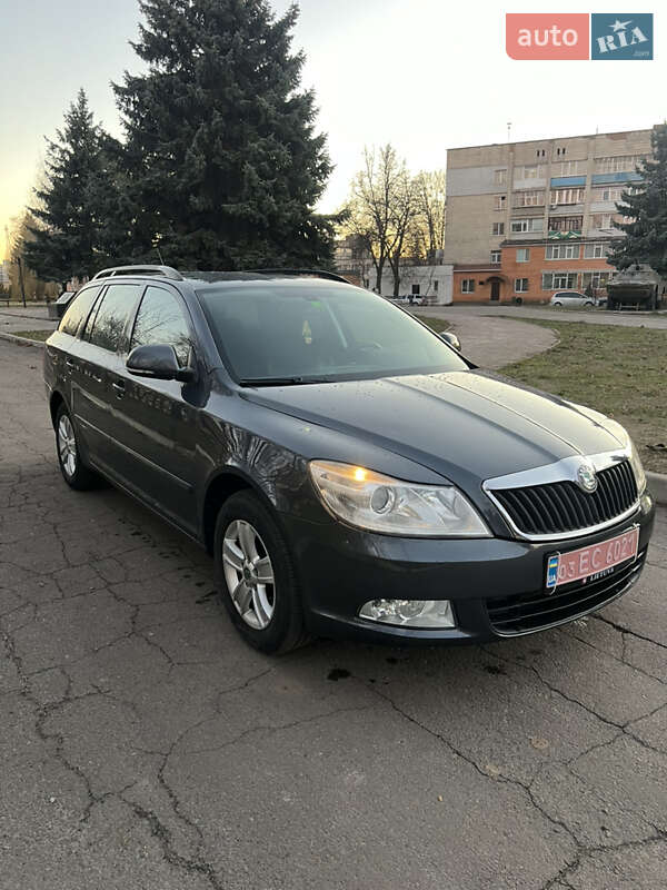 Универсал Skoda Octavia 2011 в Сумах