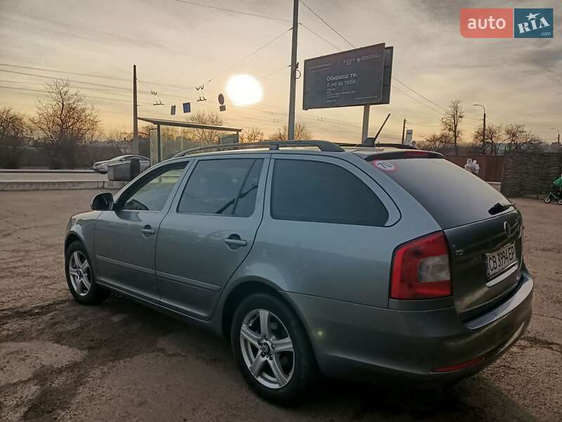 Универсал Skoda Octavia 2012 в Чернигове