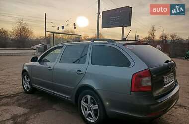 Универсал Skoda Octavia 2012 в 