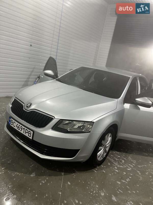 Лифтбек Skoda Octavia 2013 в Харькове