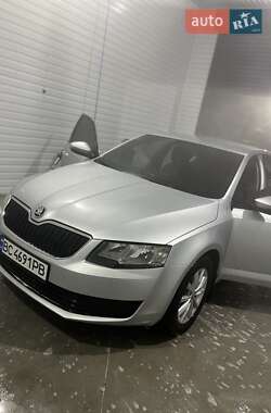 Лифтбек Skoda Octavia 2013 в 