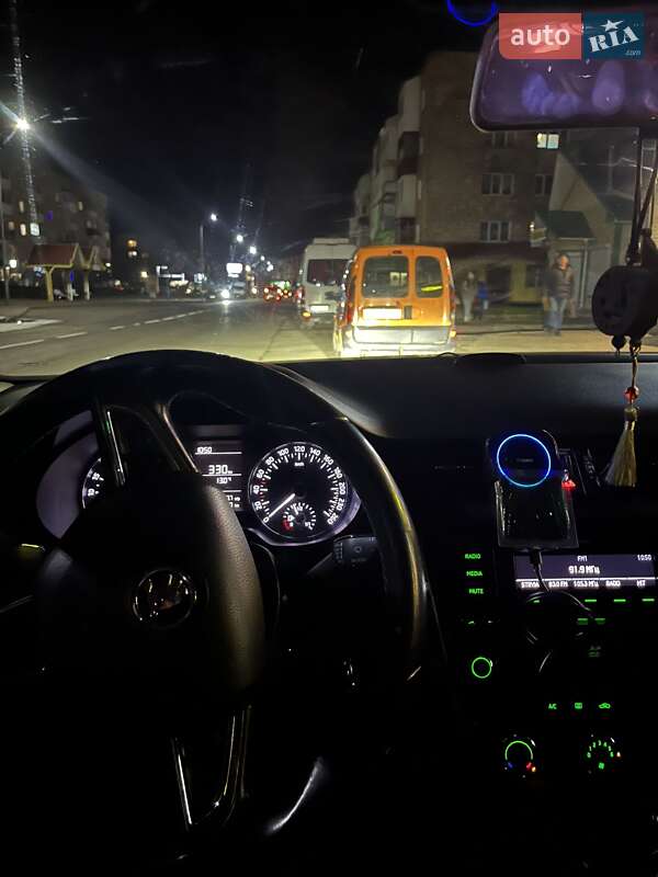 Лифтбек Skoda Octavia 2013 в Харькове