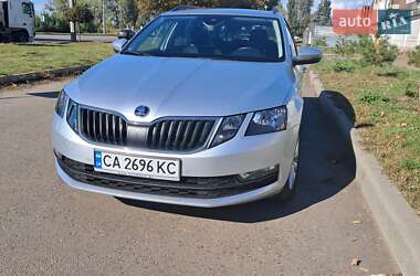 Універсал Skoda Octavia 2018 в Черкасах