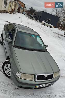 Ліфтбек Skoda Octavia 2003 в Чернігові