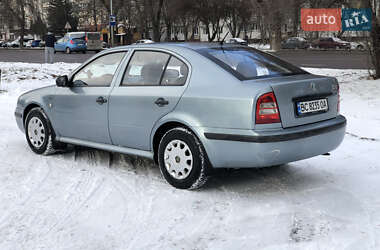 Ліфтбек Skoda Octavia 2004 в Львові