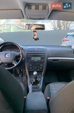 Ліфтбек Skoda Octavia 2008 в Івано-Франківську