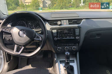Лифтбек Skoda Octavia 2016 в 