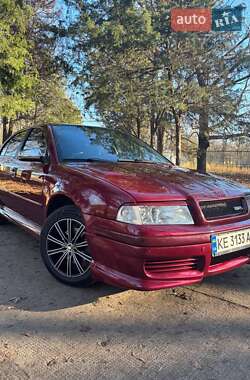 Лифтбек Skoda Octavia 1998 в Днепре