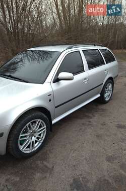 Універсал Skoda Octavia 2002 в Смілі