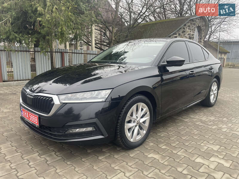 Лифтбек Skoda Octavia 2020 в Ужгороде