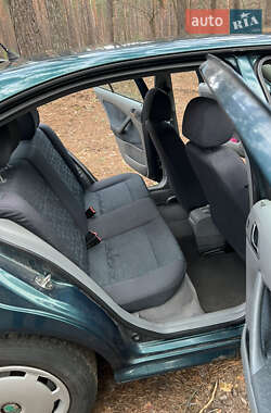 Лифтбек Skoda Octavia 1998 в 