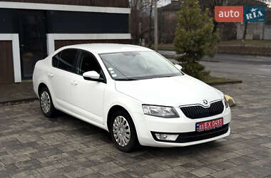 Лифтбек Skoda Octavia 2015 в Тячеве