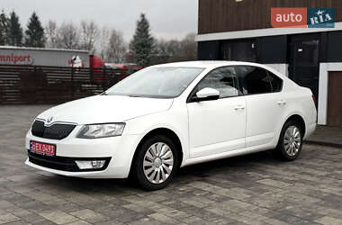 Лифтбек Skoda Octavia 2015 в Тячеве