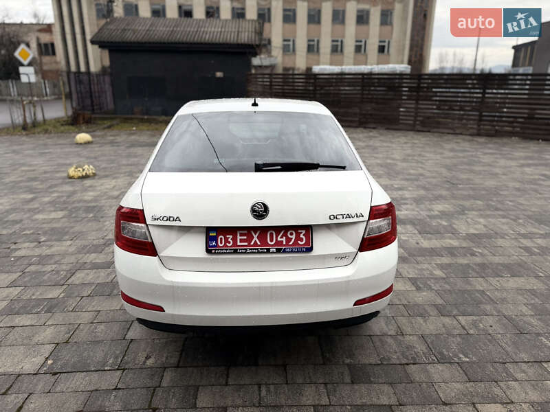 Лифтбек Skoda Octavia 2015 в Тячеве
