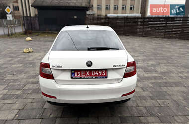 Лифтбек Skoda Octavia 2015 в Тячеве