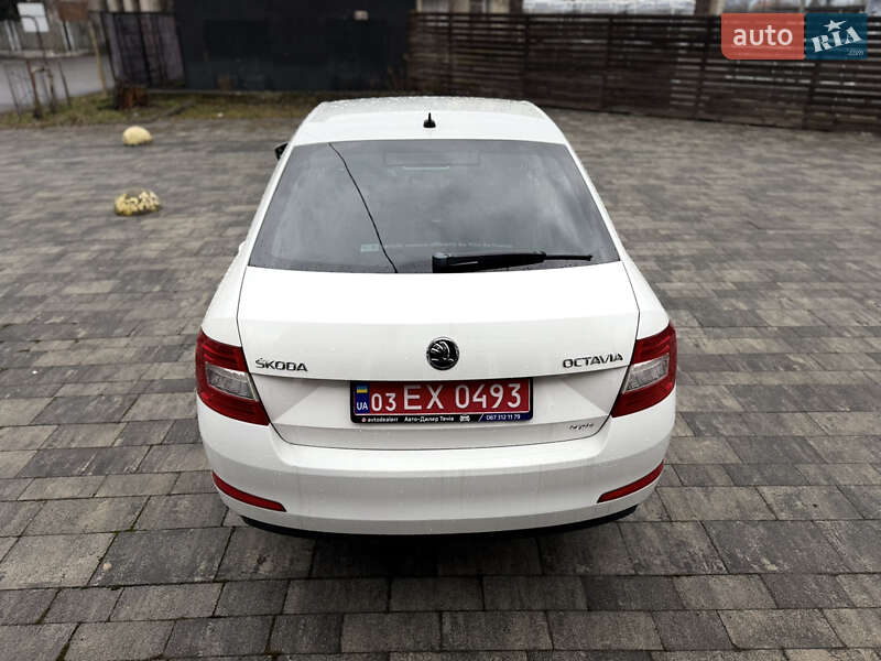 Лифтбек Skoda Octavia 2015 в Тячеве