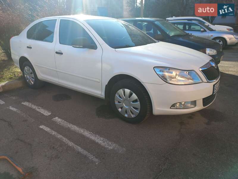 Ліфтбек Skoda Octavia 2010 в Запоріжжі