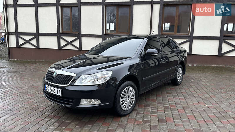 Ліфтбек Skoda Octavia 2012 в Рівному