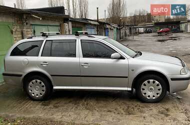 Універсал Skoda Octavia 2008 в Вараші