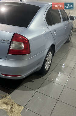 Лифтбек Skoda Octavia 2009 в 