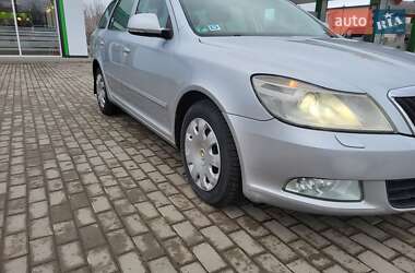 Універсал Skoda Octavia 2012 в Житомирі